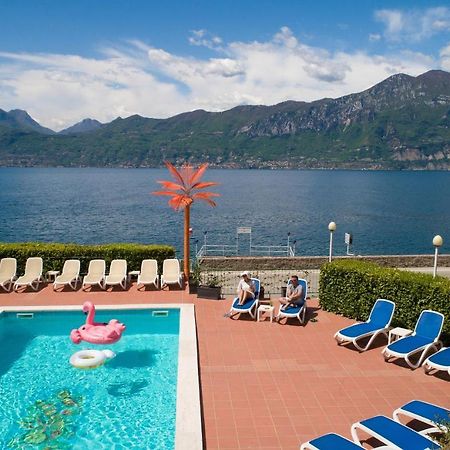 Hotel Caribe - Garda Lake Collection 브렌조네 술 가르다 외부 사진