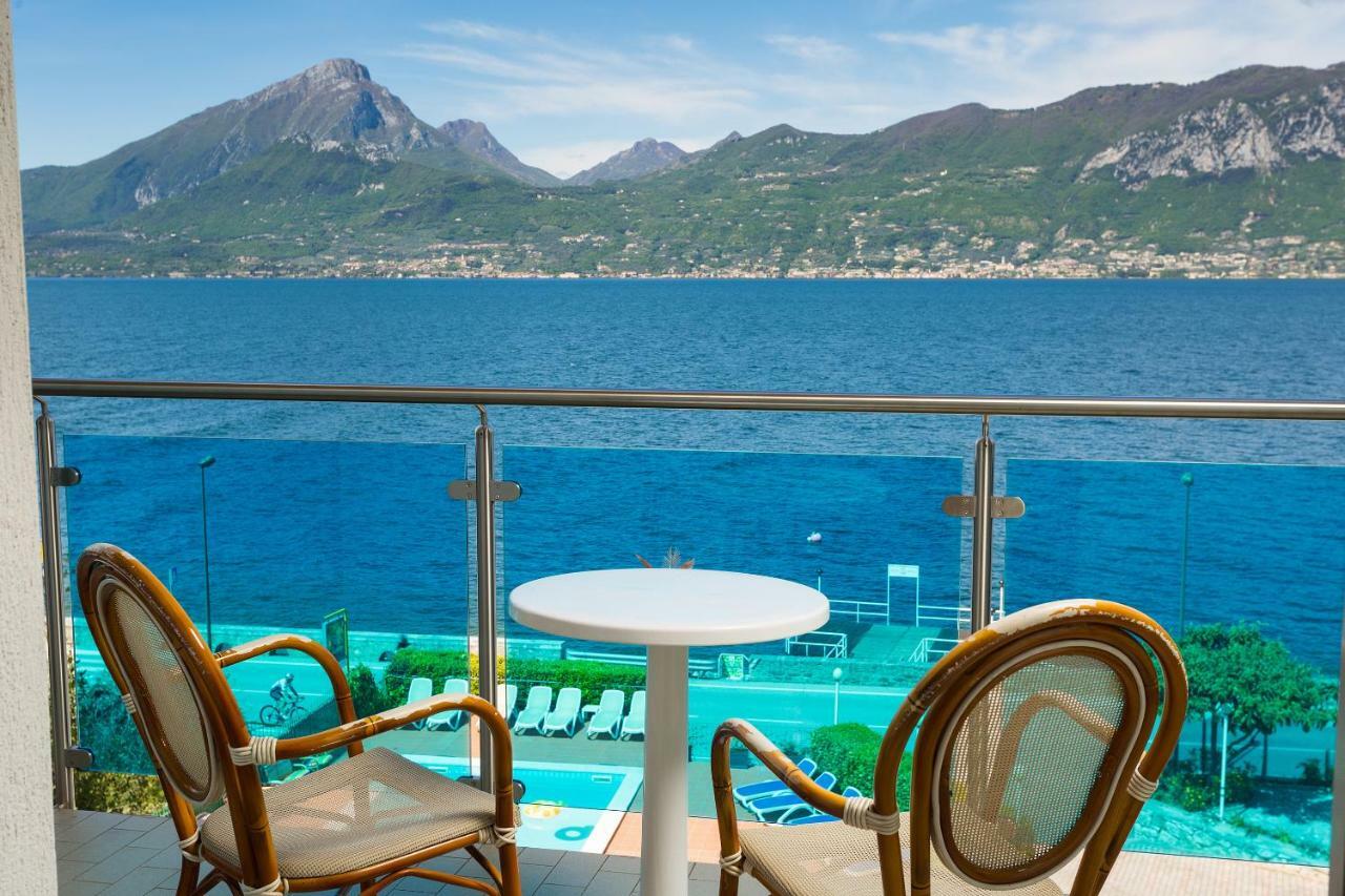 Hotel Caribe - Garda Lake Collection 브렌조네 술 가르다 외부 사진