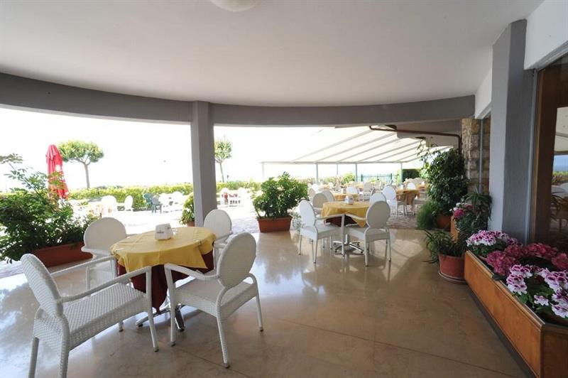 Hotel Caribe - Garda Lake Collection 브렌조네 술 가르다 외부 사진